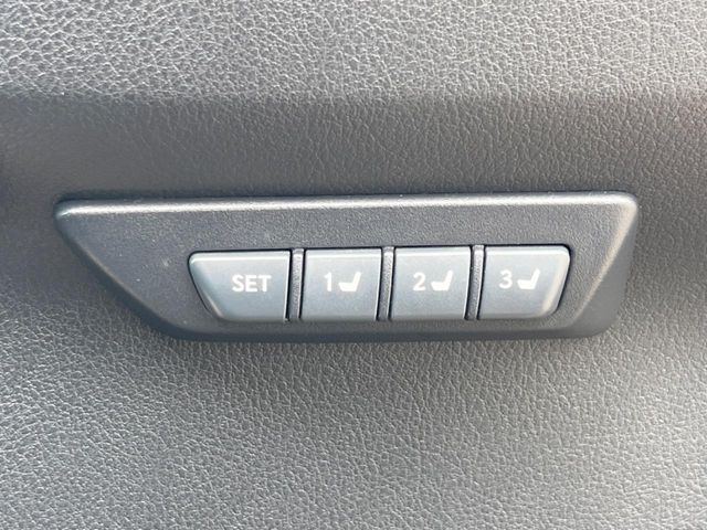 18361299