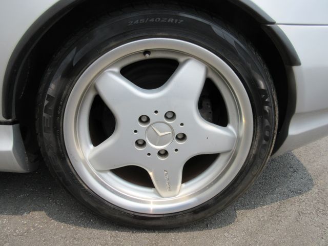 18450400