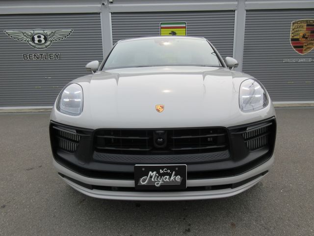 18550046