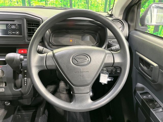 18560698