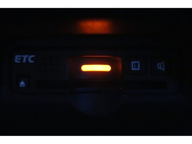 18650076