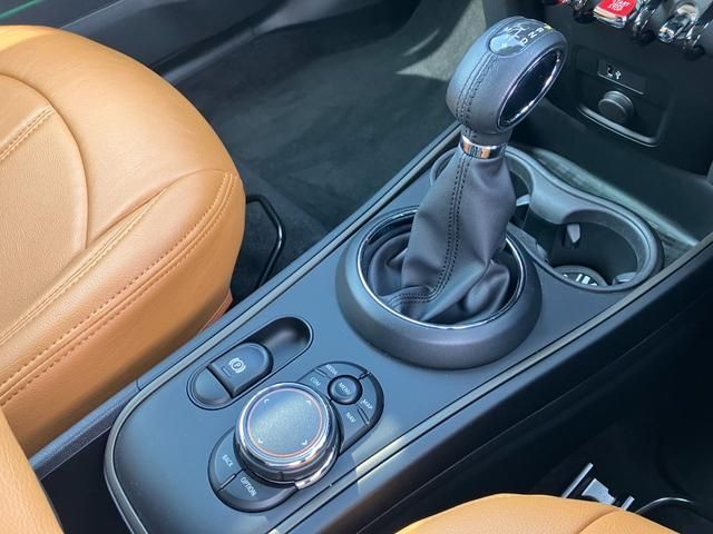 18662473