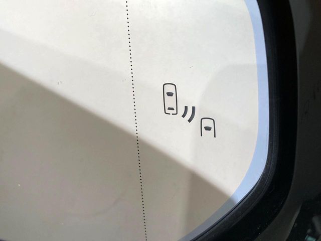 18760437