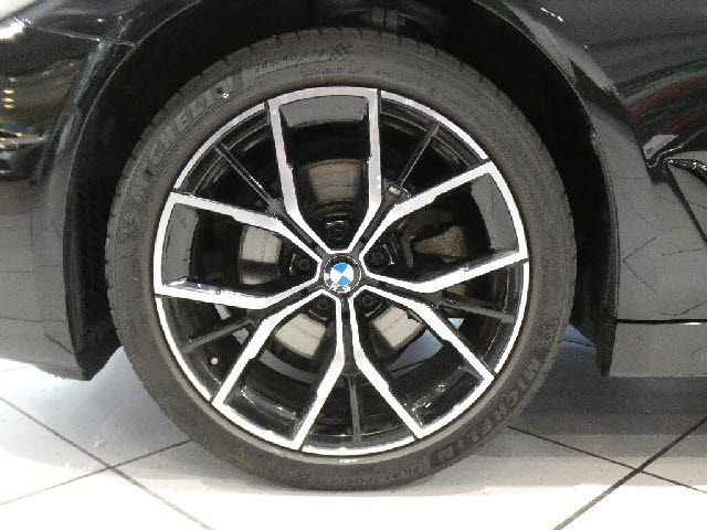 18890003