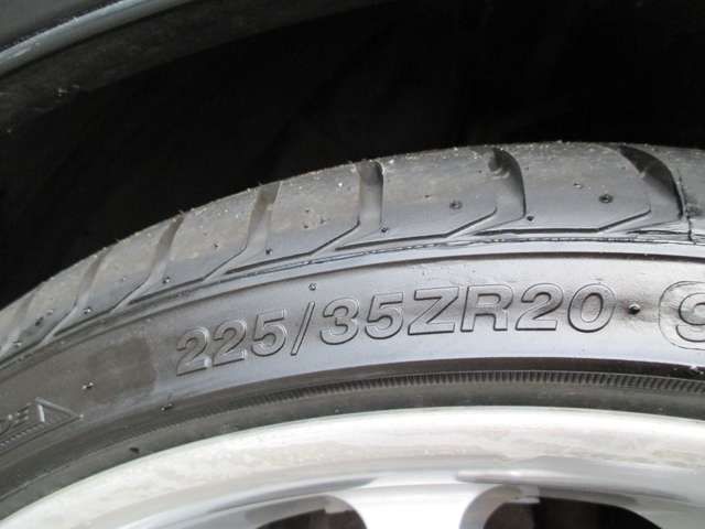 19160832