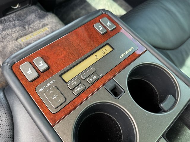 19361810