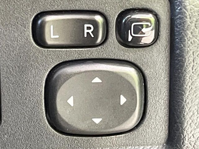 19560384