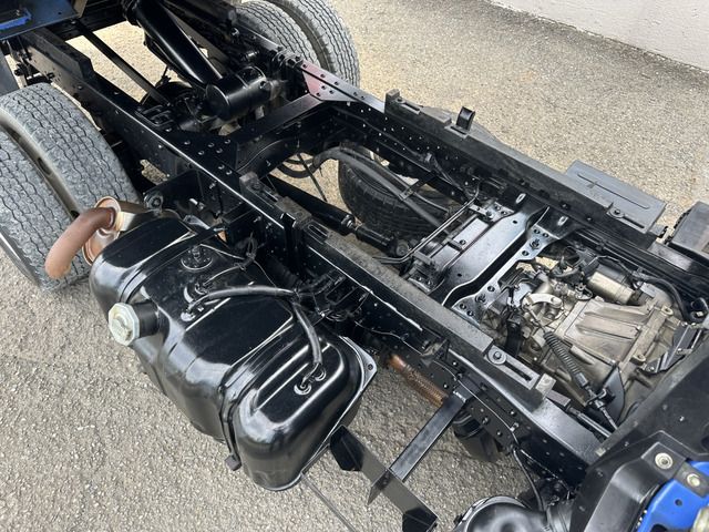 19565801