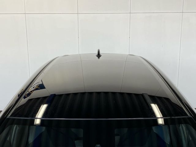 20220087