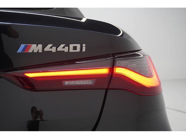 21150082