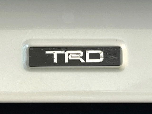 21162224
