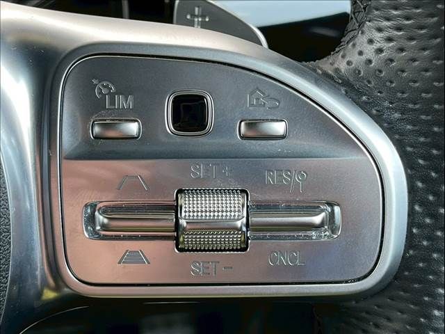 21162317