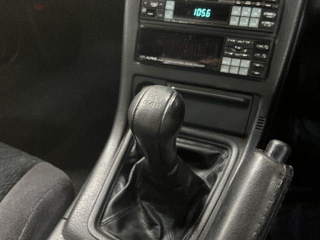21165210