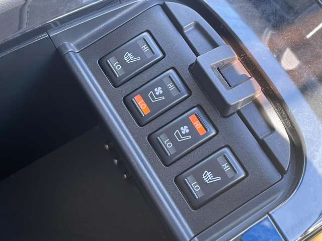 21366882