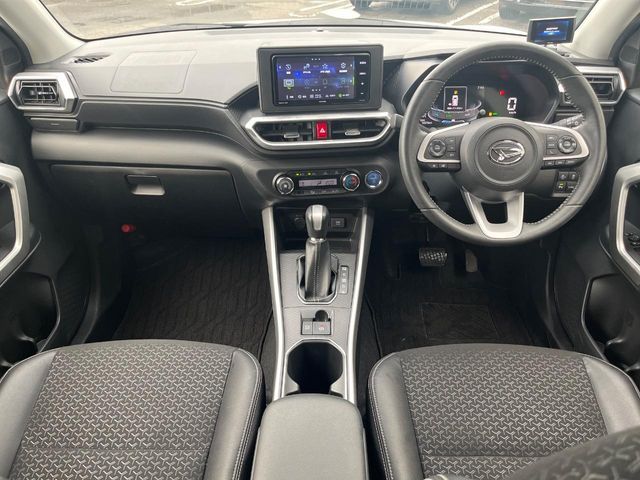 21560843