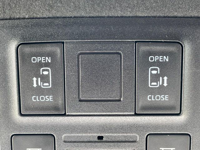 21562679