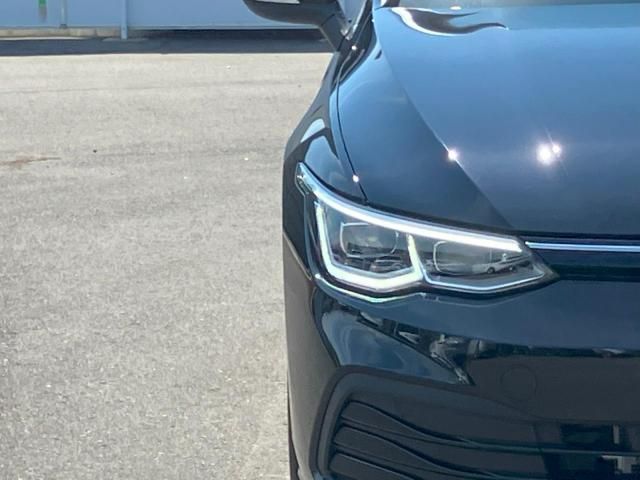 21562729