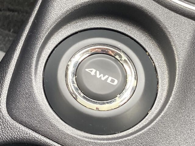 21562885