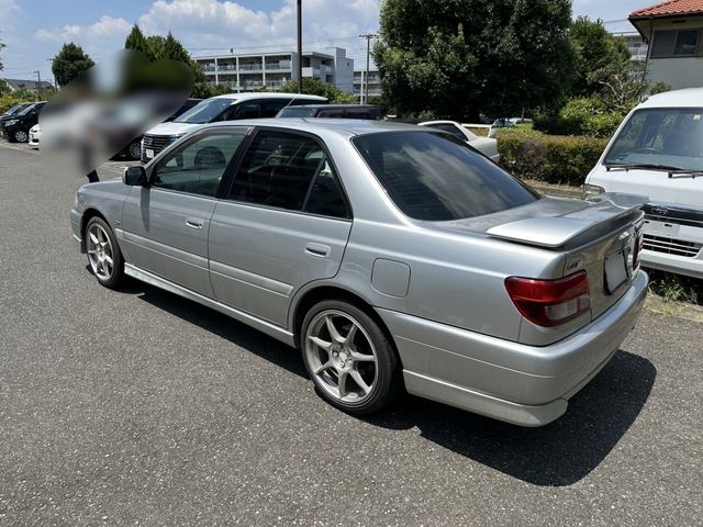 21580002