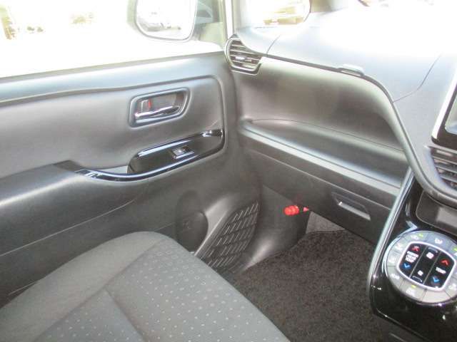 21600079