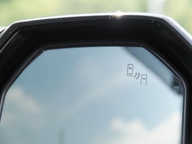 21650301
