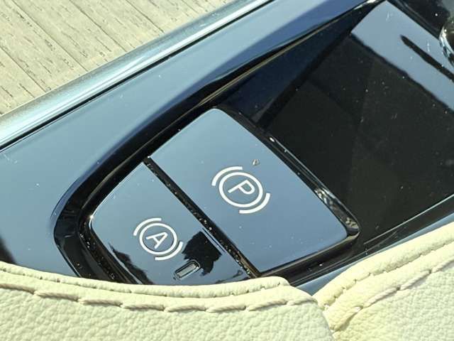 21660722