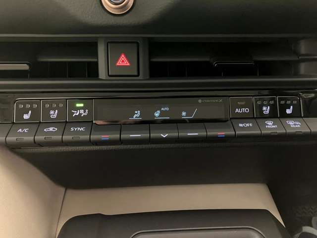 21660803