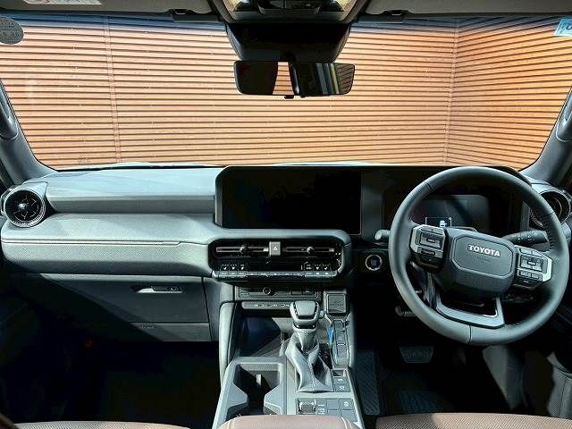 21661438