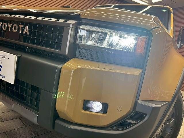 21661438