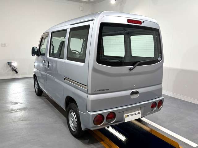 21661713