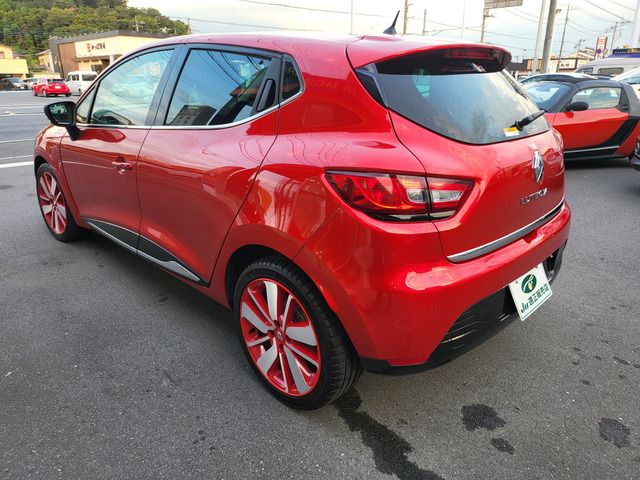 21665733