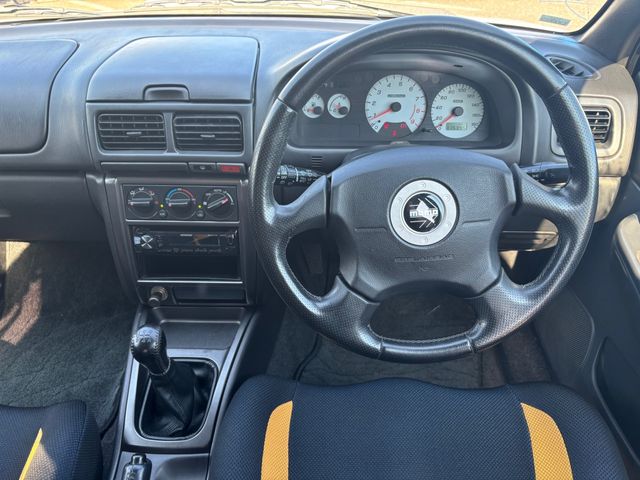 21750082