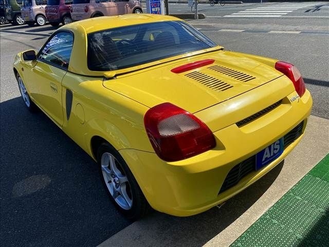21750128