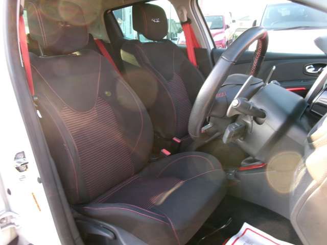 21760370