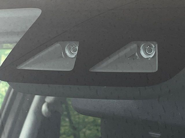 21760912