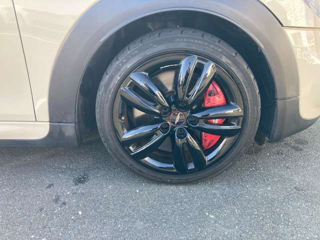 21762175
