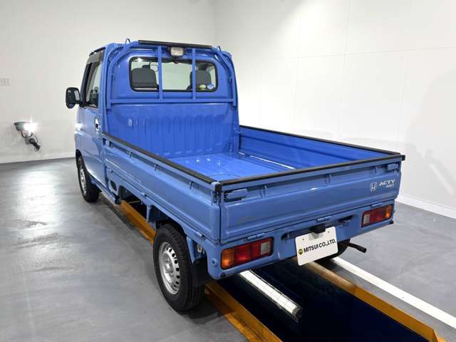21800025