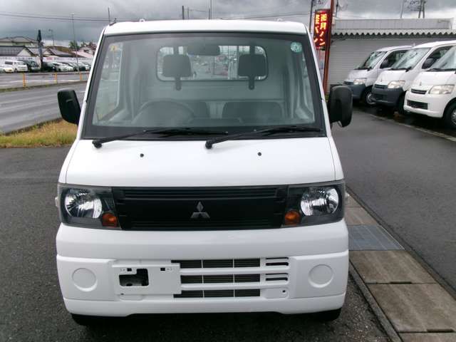 21900038