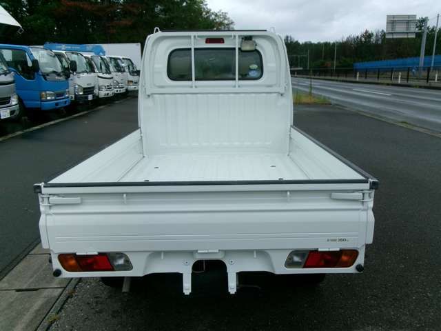 21900038
