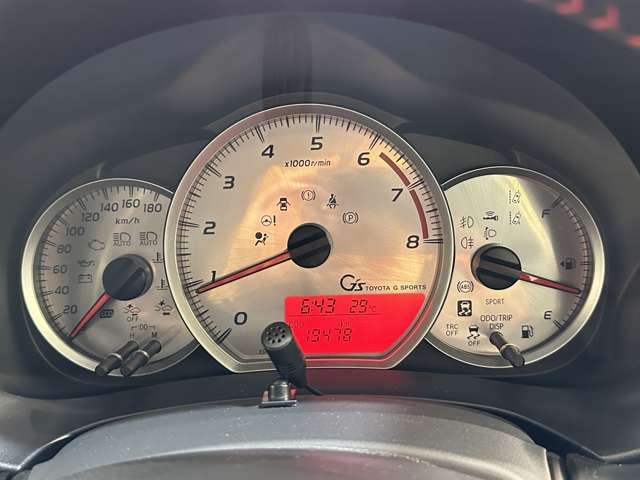 22000008