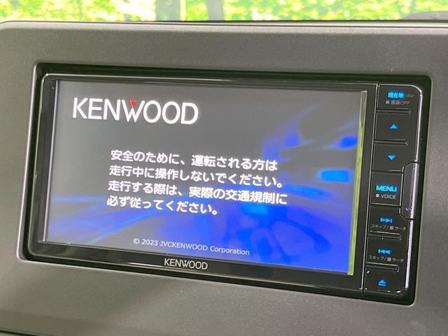 22060822