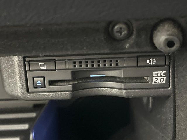 22062040