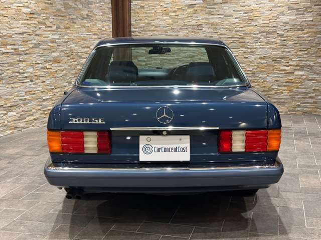 22100051