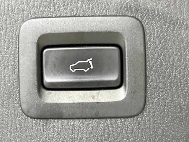 22160360
