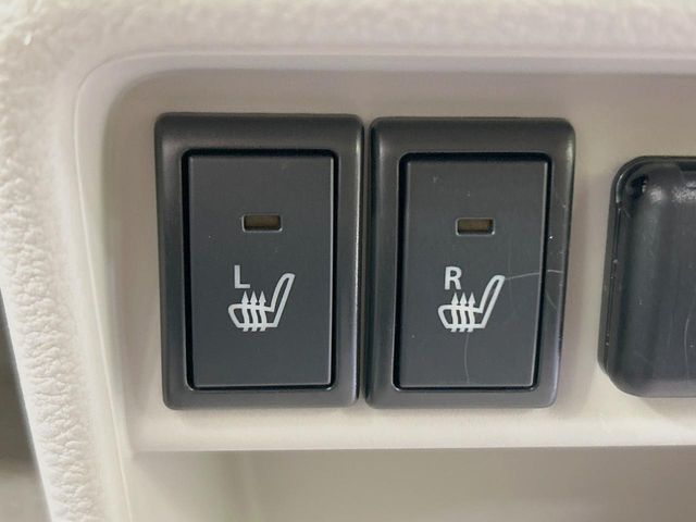 22160820