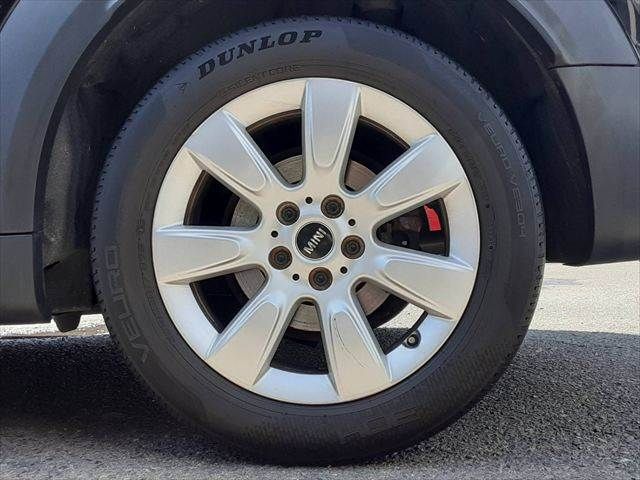 22166018