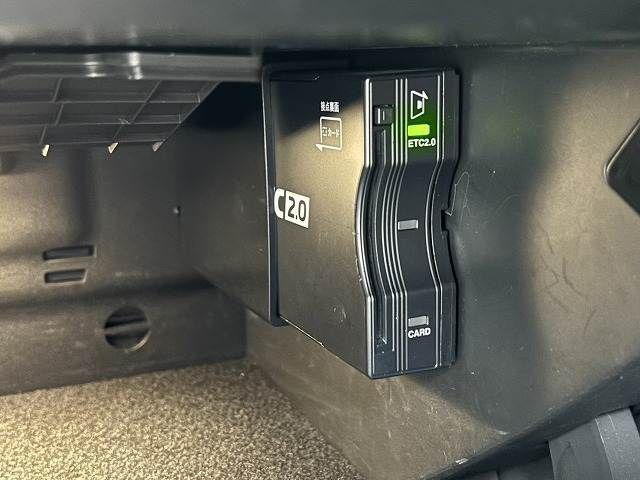 22262570