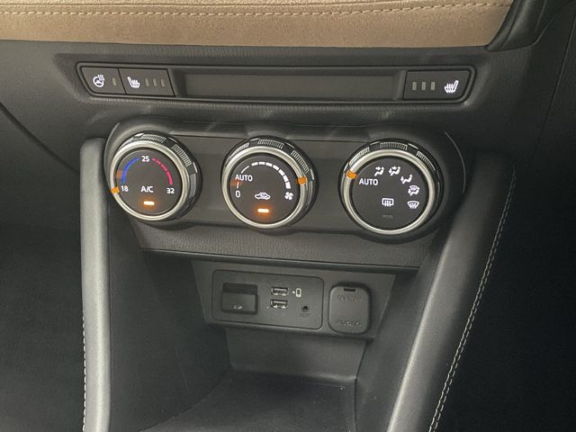22350220