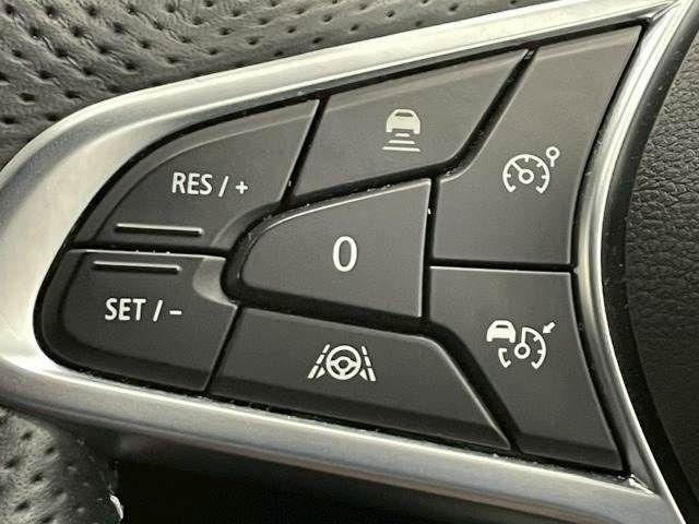 22560118