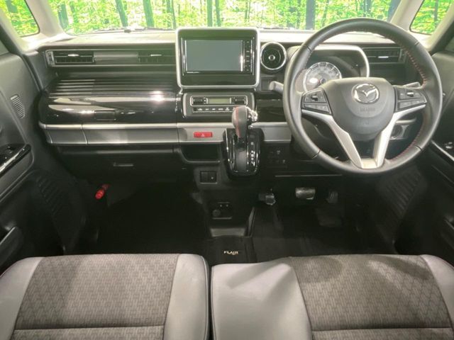 22560313